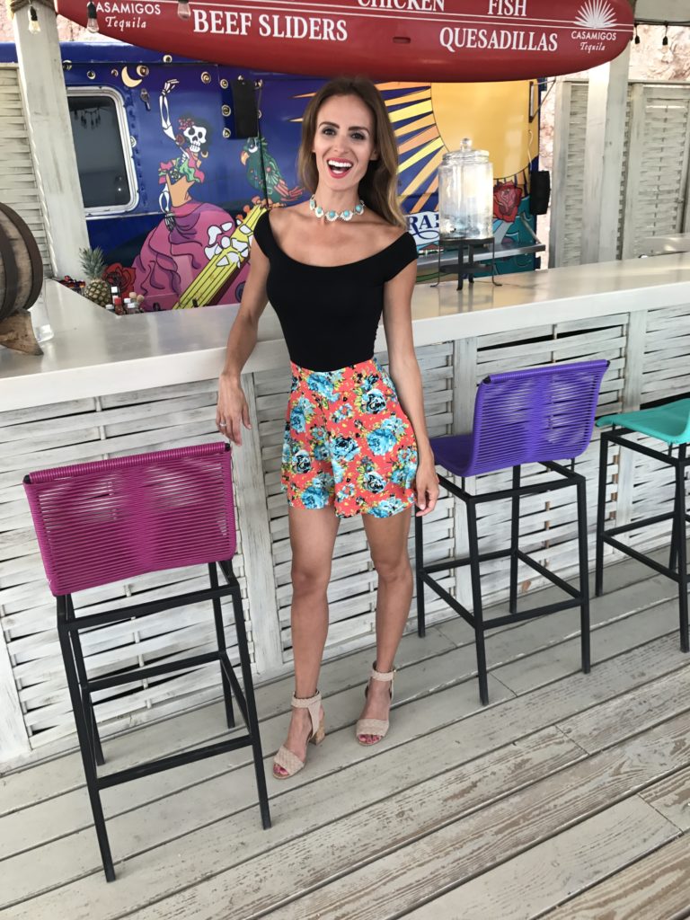 Samantha Busch Vacation Style Cabo